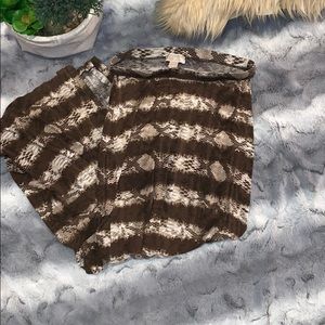 👗 Authentic Michael Kors snakeskin skirt